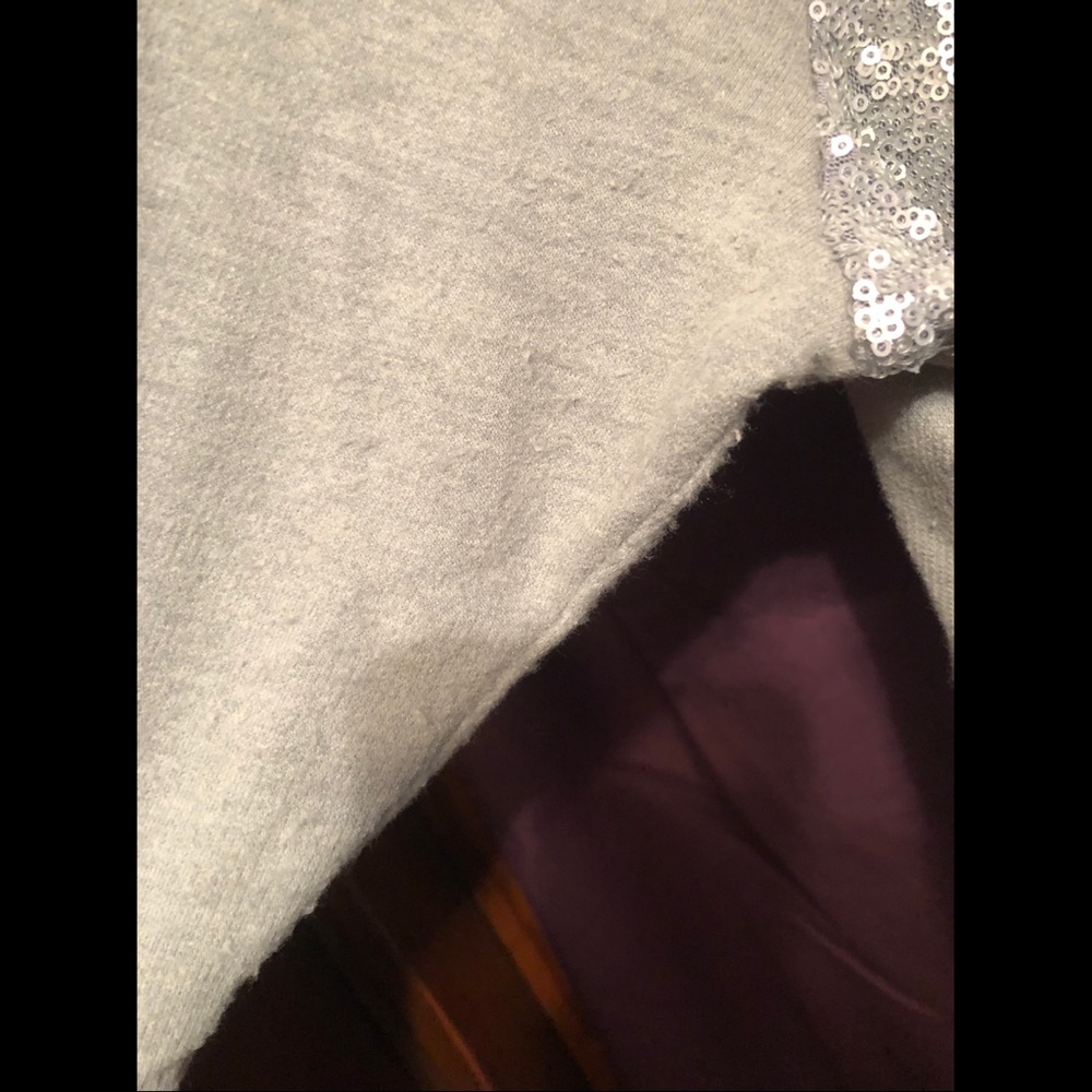 Gray/Silver Sweater - Picture 5 of 6